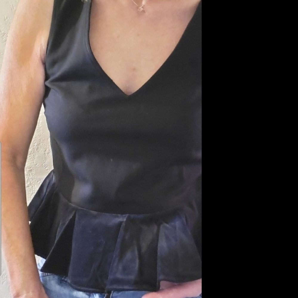 J.Crew sleeveless peplum top - Picture 3 of 8